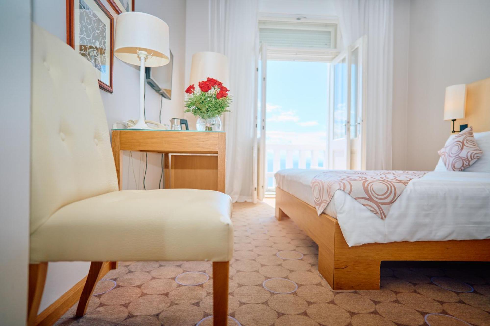 Astoria Hotel 오파티아 외부 사진