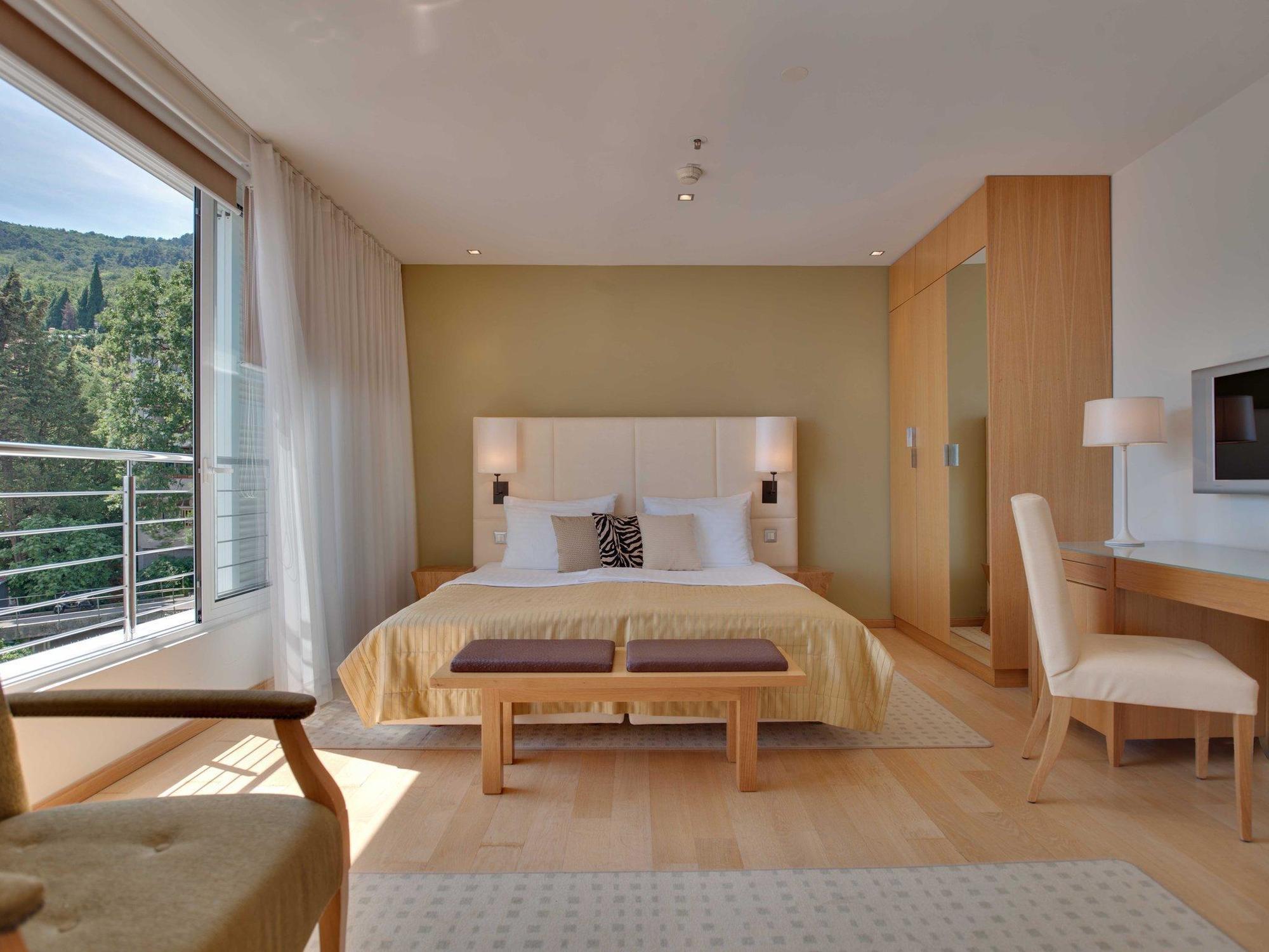 Astoria Hotel 오파티아 외부 사진