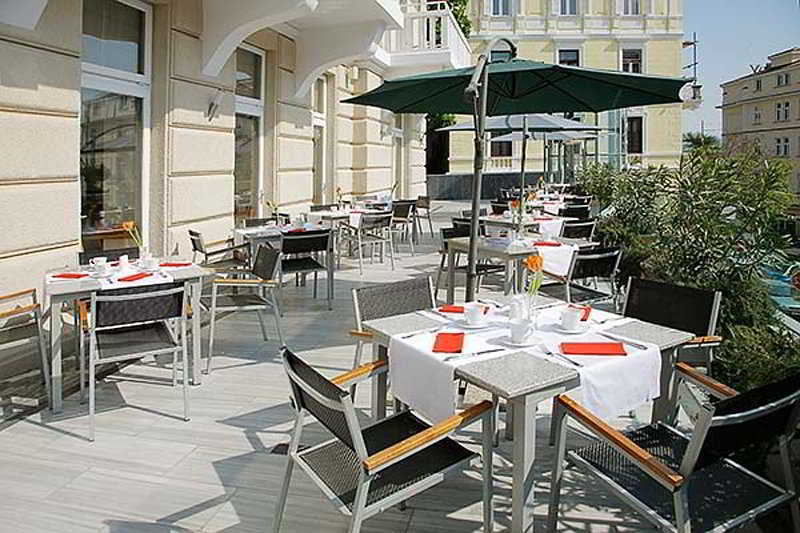 Astoria Hotel 오파티아 외부 사진